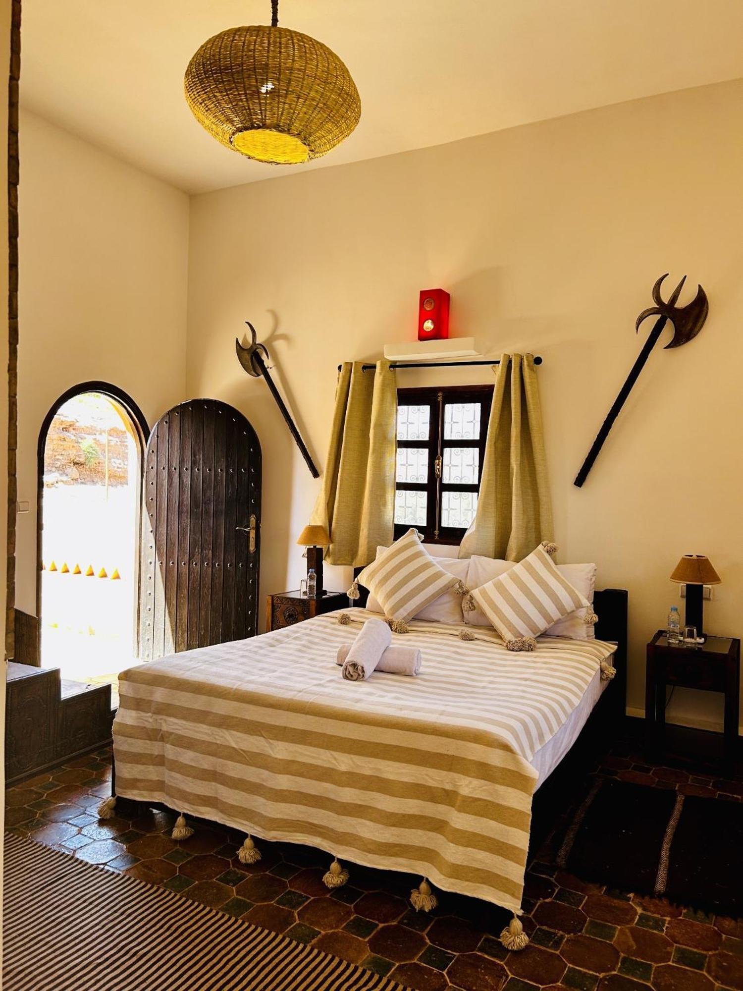 Kasbah Isfoula And Spa 아이트벤하두 객실 사진