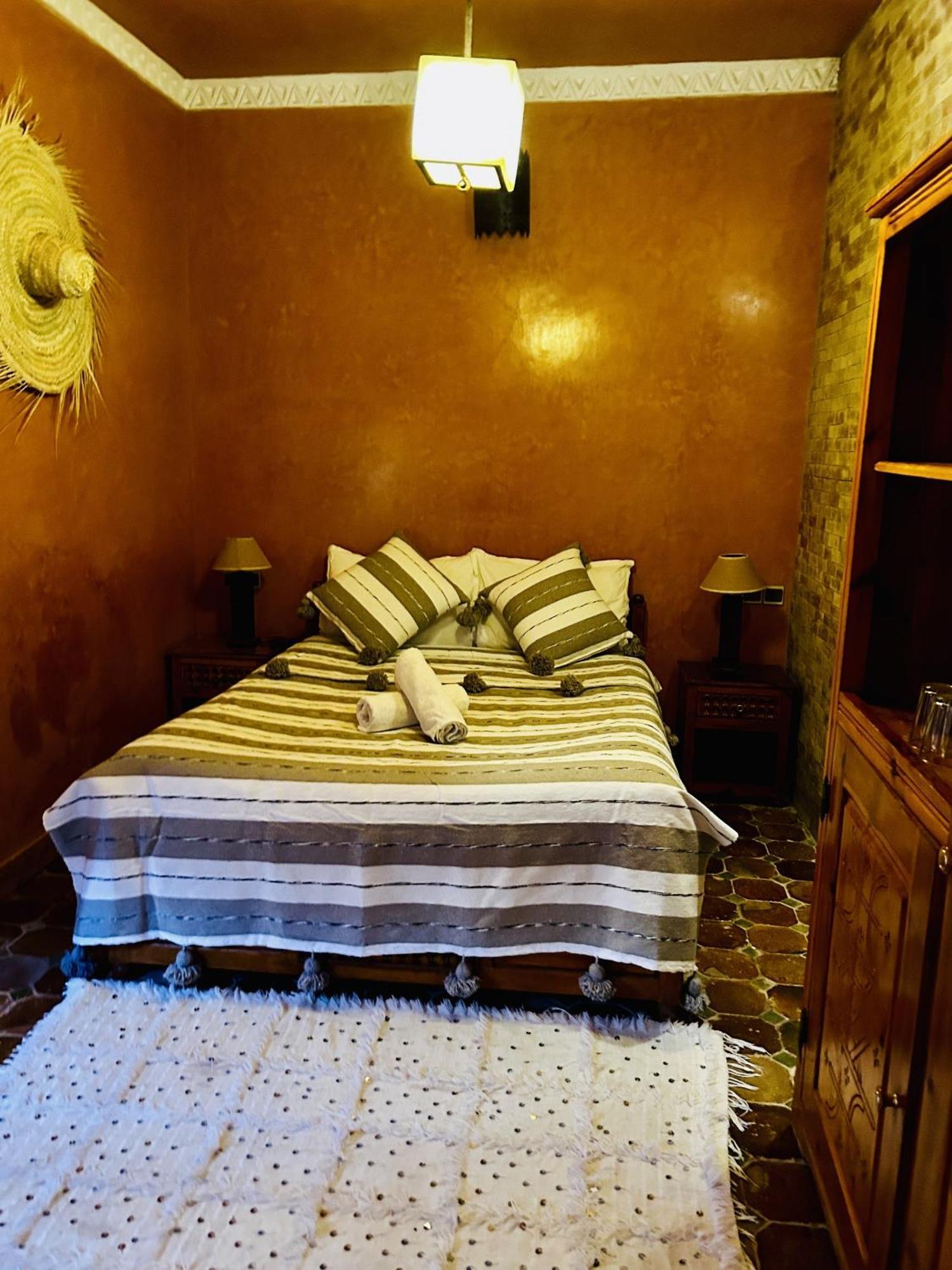 Kasbah Isfoula And Spa 아이트벤하두 객실 사진