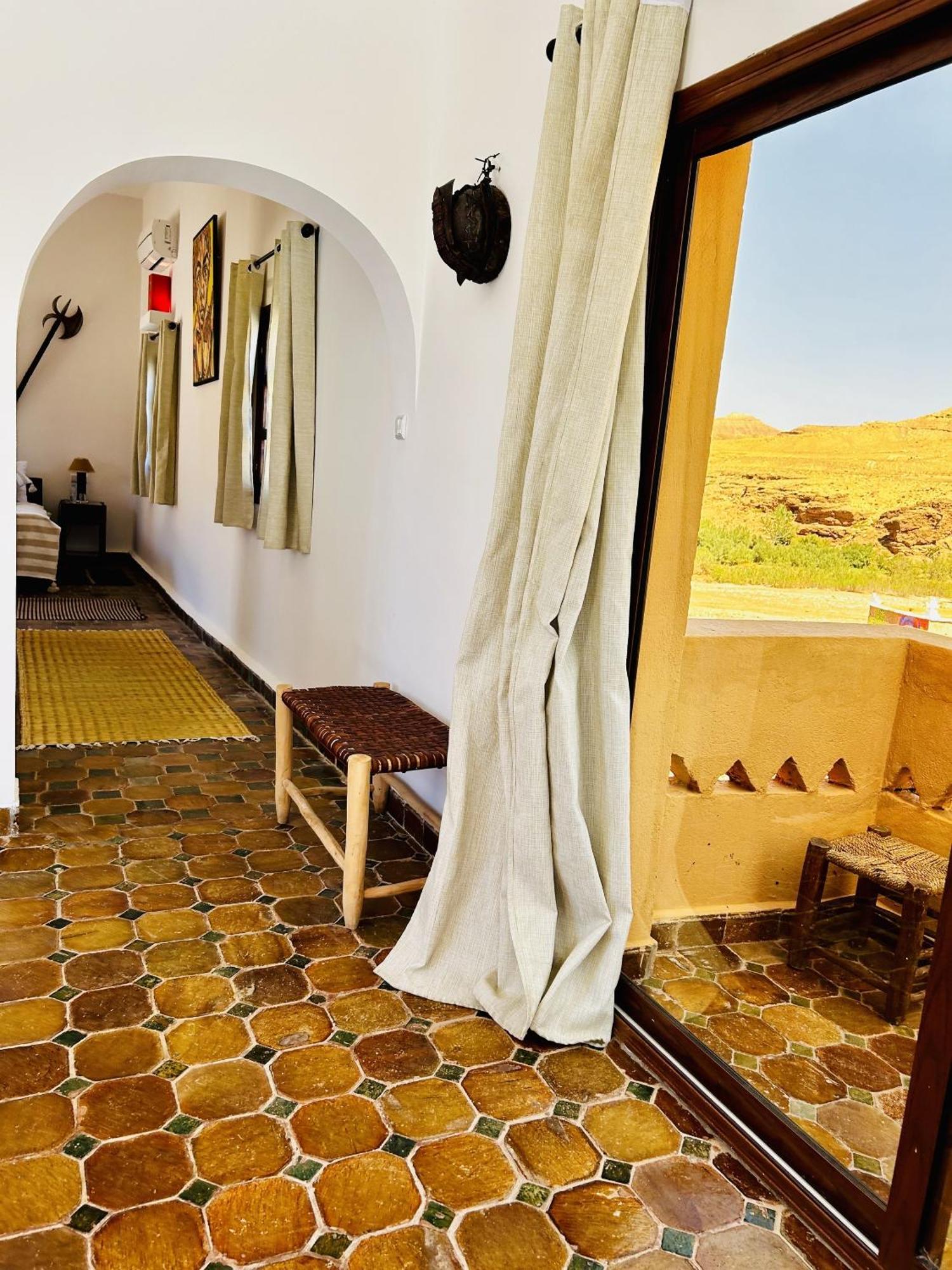 Kasbah Isfoula And Spa 아이트벤하두 객실 사진